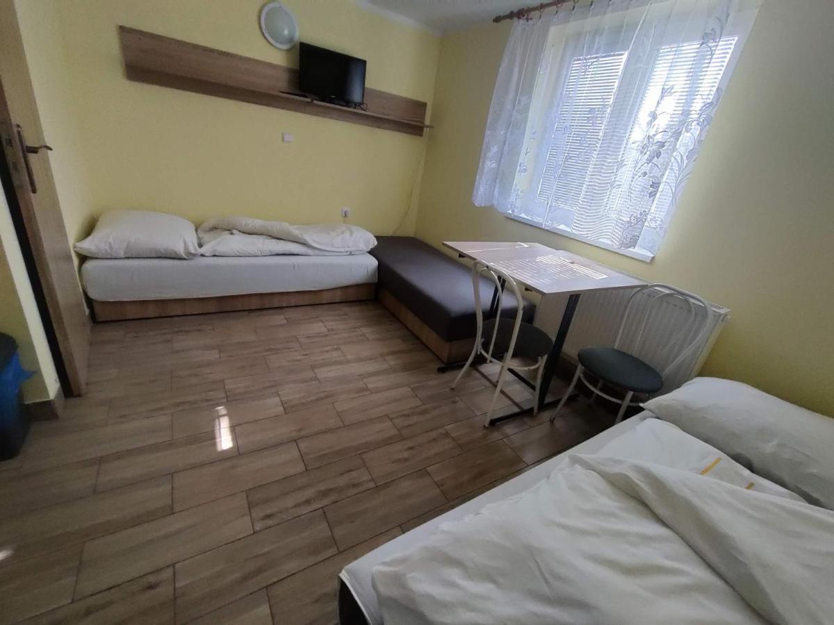Rekreacne Zariadenie Javorinka Stara Tura Exterior photo